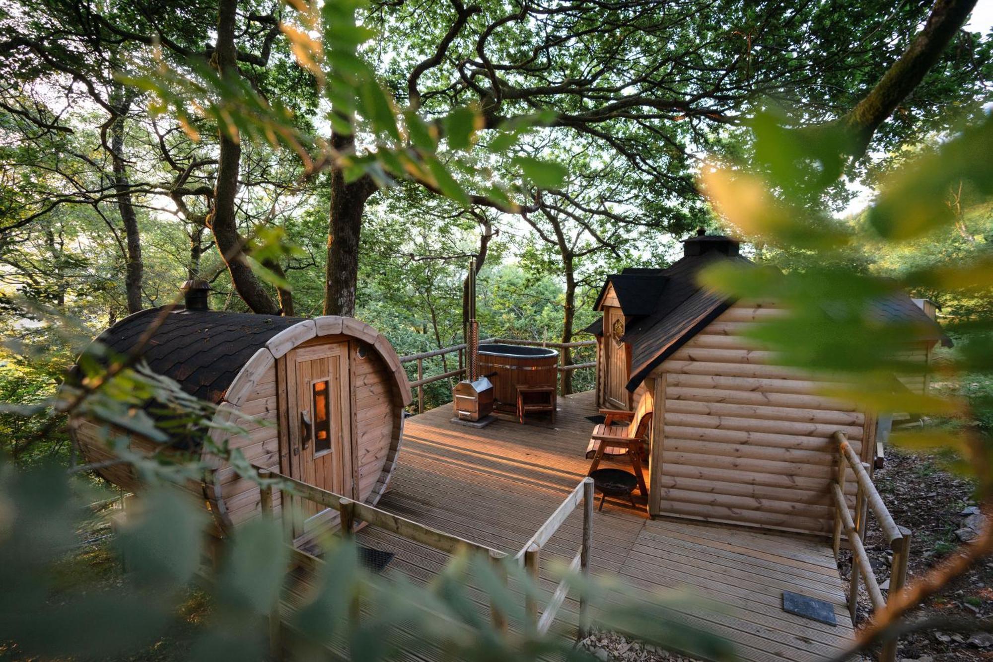 Chestnut Tree House With Hot Tub & Sauna Бармут Экстерьер фото