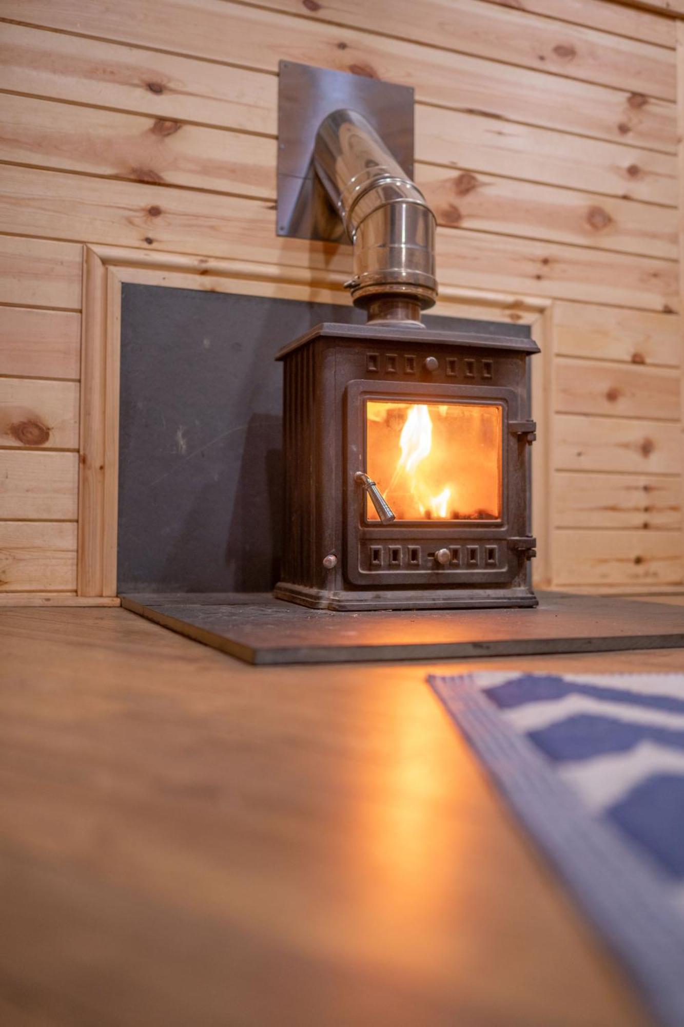 Chestnut Tree House With Hot Tub & Sauna Бармут Экстерьер фото